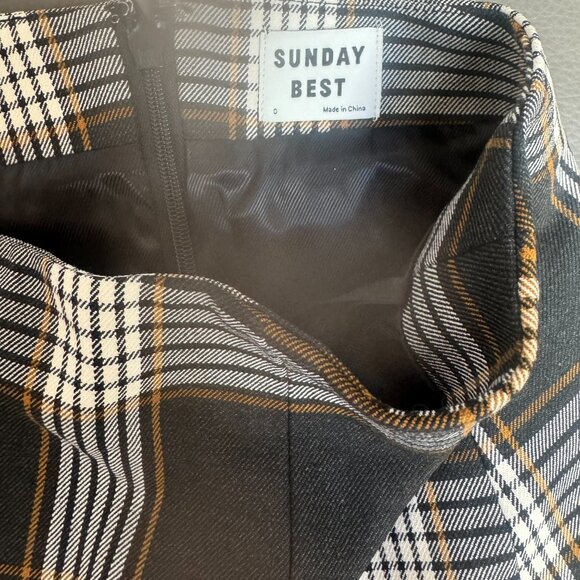 Aritzia Tatiana plaid Skirt - size 0 SUNDAY BEST - Picture 4 of 4